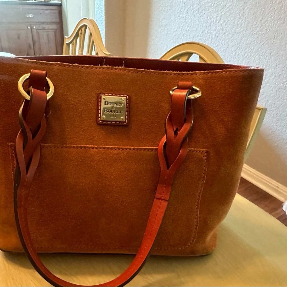 Hand bag